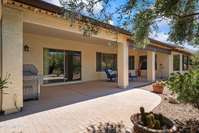 1451 N Old Adobe Drive, Green Valley, AZ 85614