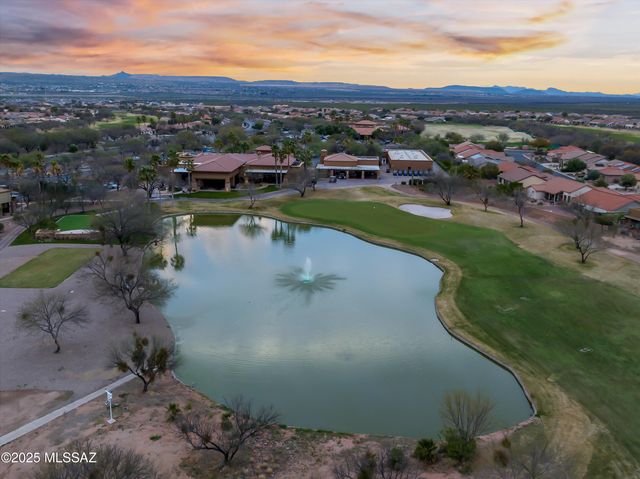 1451 N Old Adobe Drive, Green Valley, AZ 85614