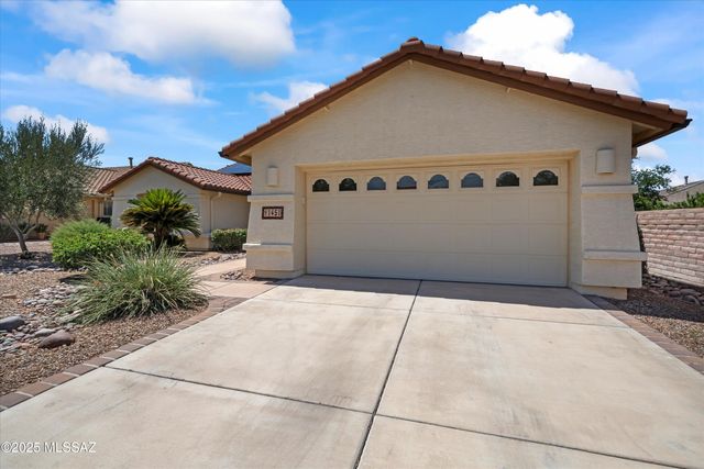 1451 N Old Adobe Drive, Green Valley, AZ 85614