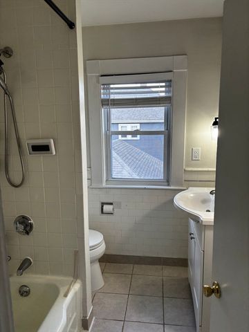 269 Brown 2, Waltham, MA 02453