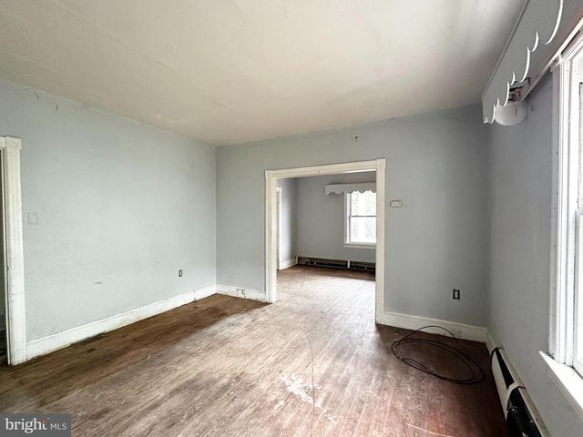 531 PEACOCK ST, Pottsville, PA 17901