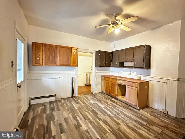 531 PEACOCK ST, Pottsville, PA 17901