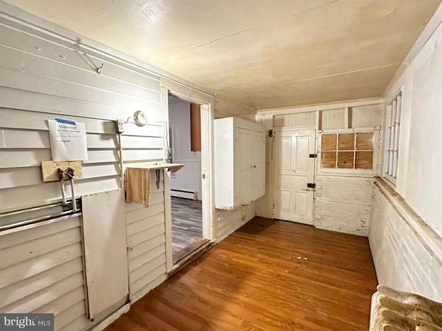 531 PEACOCK ST, Pottsville, PA 17901