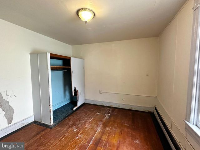 531 PEACOCK ST, Pottsville, PA 17901