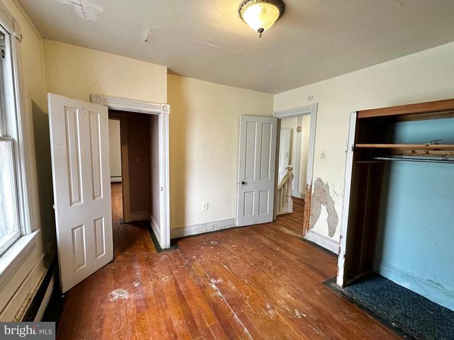 531 PEACOCK ST, Pottsville, PA 17901