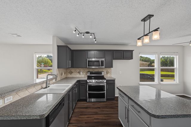 1448 Ridgecrest Drive, Little Elm, TX 75068