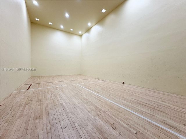 9501 Sunrise Lakes Blvd 306, Sunrise, FL 33322