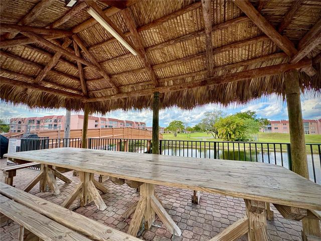 9501 Sunrise Lakes Blvd 306, Sunrise, FL 33322