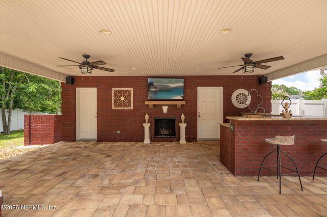 1108 EVENING STROLL Lane, Jacksonville, FL 32221