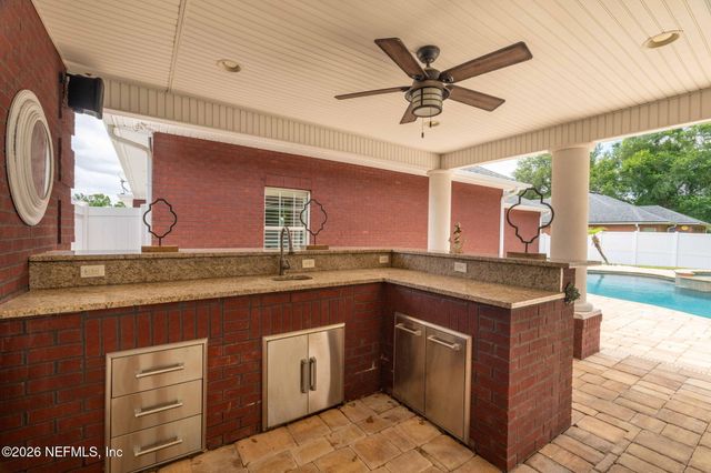 1108 EVENING STROLL Lane, Jacksonville, FL 32221
