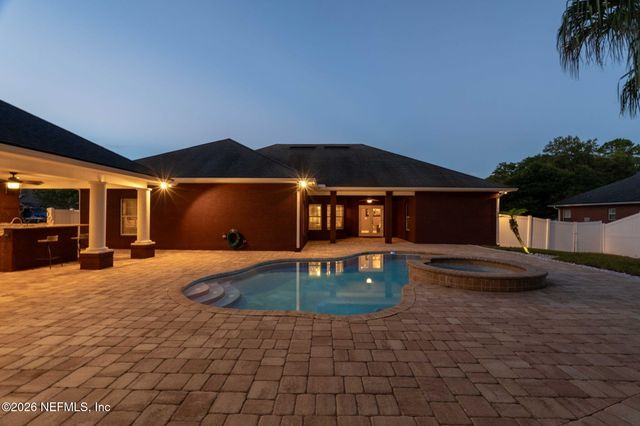 1108 EVENING STROLL Lane, Jacksonville, FL 32221