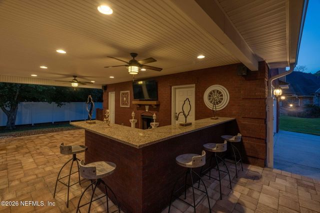 1108 EVENING STROLL Lane, Jacksonville, FL 32221