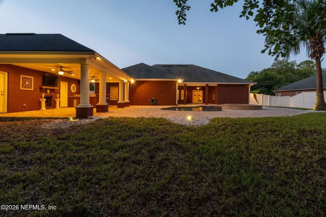 1108 EVENING STROLL Lane, Jacksonville, FL 32221