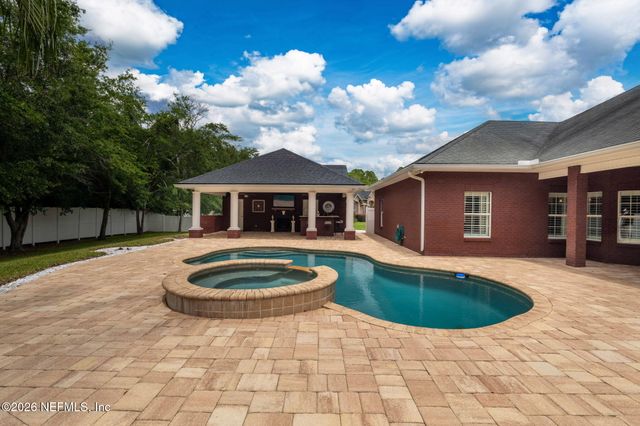 1108 EVENING STROLL Lane, Jacksonville, FL 32221