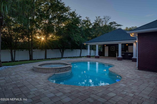 1108 EVENING STROLL Lane, Jacksonville, FL 32221