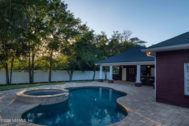 1108 EVENING STROLL Lane, Jacksonville, FL 32221
