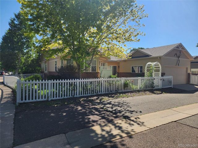 221 Homestead Pkwy, Longmont, CO 80504
