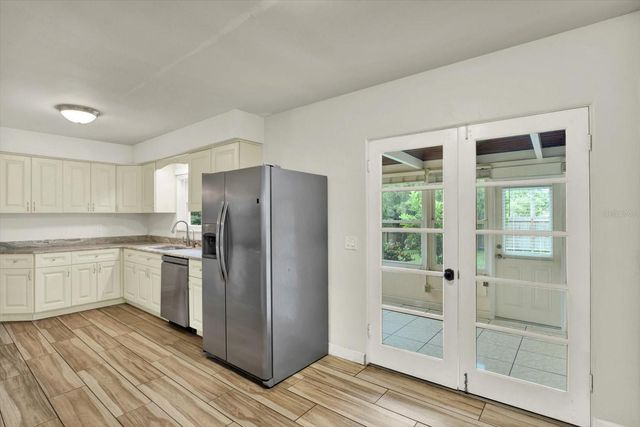 8567 RIDGE ROAD, Seminole, FL 33772