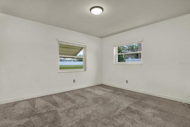 8567 RIDGE ROAD, Seminole, FL 33772