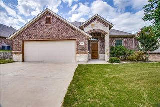 713 Westgate Drive, Aledo, TX 76008