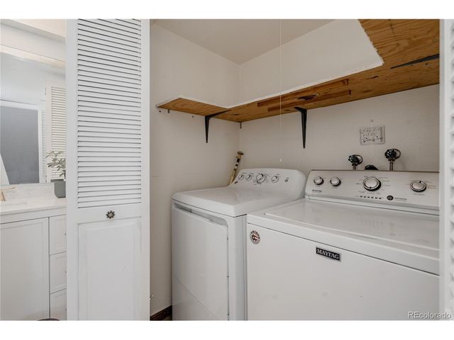 701 Harlan St E54, Lakewood, CO 80214