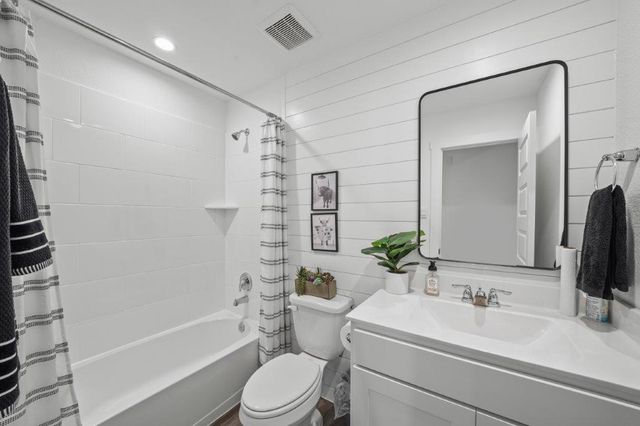 3711 High Plains Drive, League City, TX 77573