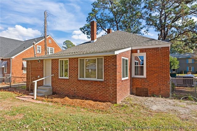 111 Charles Street, Lumberton, NC 28358