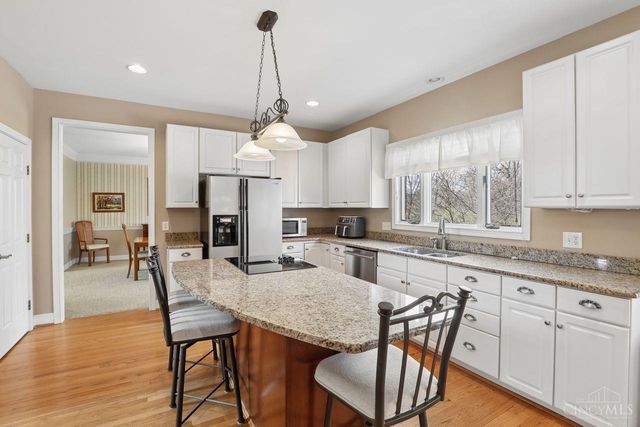 8451 Beckett Pointe Drive, West Chester, OH 45069