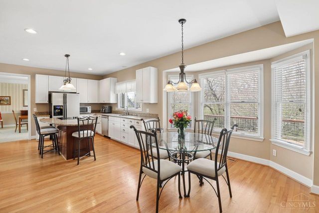 8451 Beckett Pointe Drive, West Chester, OH 45069