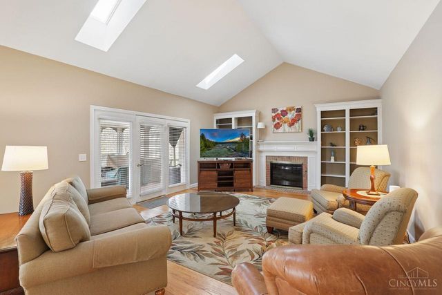 8451 Beckett Pointe Drive, West Chester, OH 45069