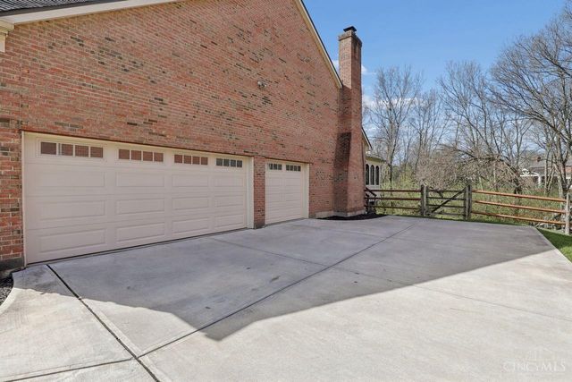 8451 Beckett Pointe Drive, West Chester, OH 45069