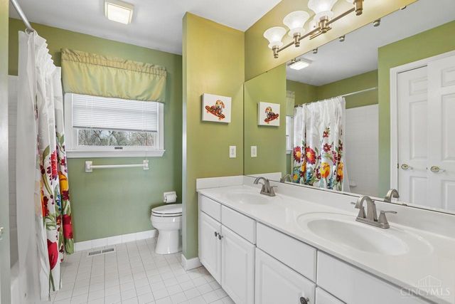 8451 Beckett Pointe Drive, West Chester, OH 45069