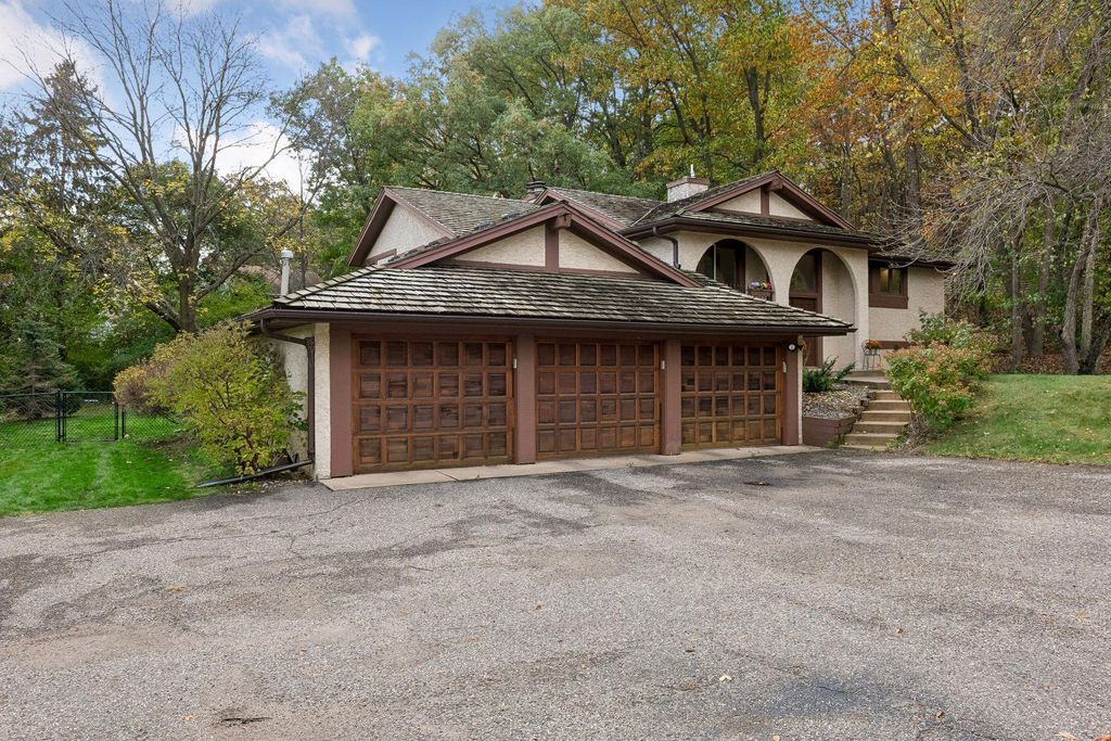 6401 Timber Ridge, Edina, MN 55439 — photo 2