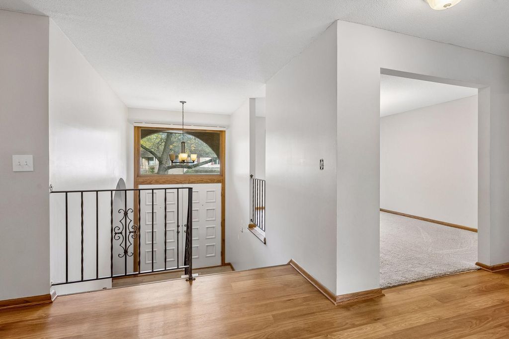 6401 Timber Ridge, Edina, MN 55439 — photo 4