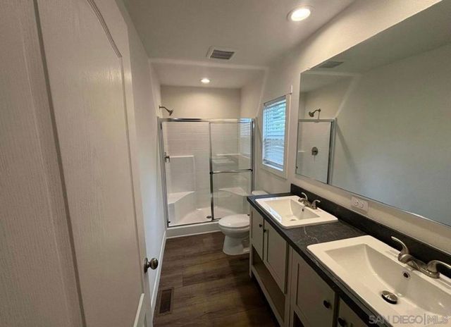 725 Thornton Avenue 31, Hemet, CA 92543