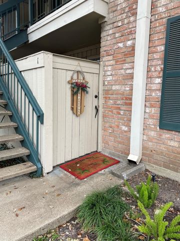 845 Augusta Drive 1, Houston, TX 77057