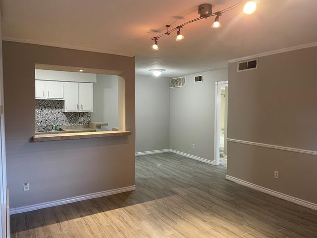 845 Augusta Drive 1, Houston, TX 77057