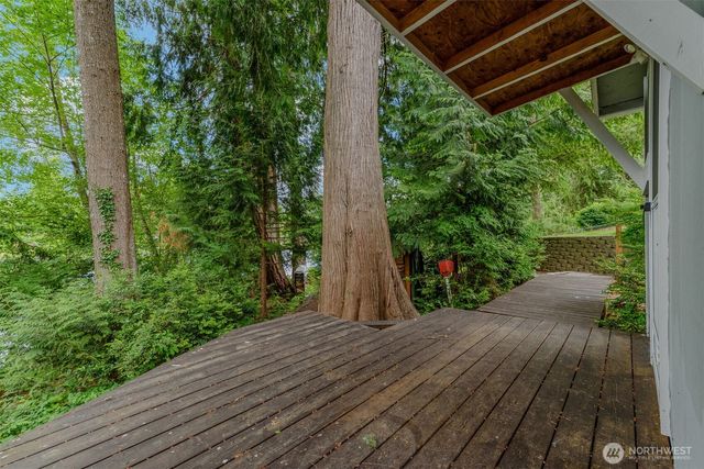 390 E Lakeshore Drive, Shelton, WA 98584