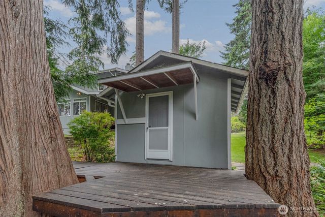 390 E Lakeshore Drive, Shelton, WA 98584