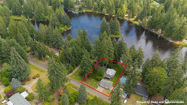 390 E Lakeshore Drive, Shelton, WA 98584