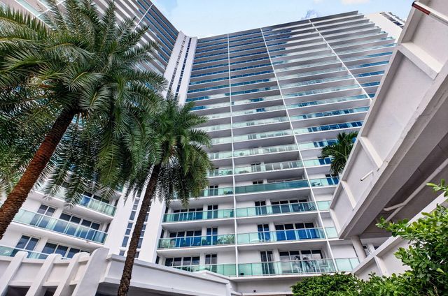 100 BAYVIEW Drive 620, Sunny Isles Beach, FL 33160