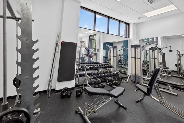 100 BAYVIEW Drive 620, Sunny Isles Beach, FL 33160