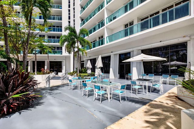 100 BAYVIEW Drive 620, Sunny Isles Beach, FL 33160