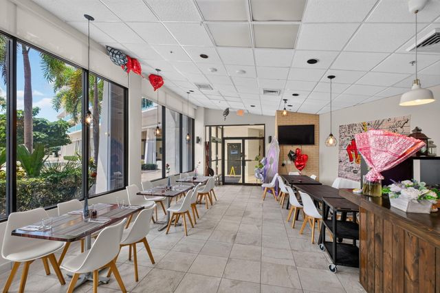 100 BAYVIEW Drive 620, Sunny Isles Beach, FL 33160