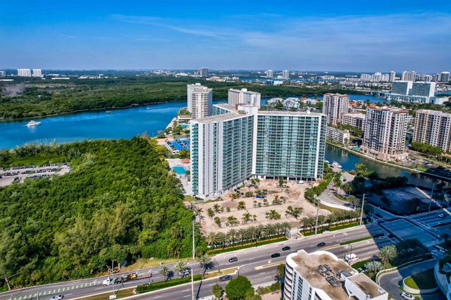 100 BAYVIEW Drive 620, Sunny Isles Beach, FL 33160