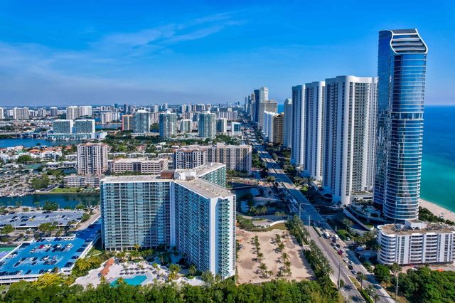 100 BAYVIEW Drive 620, Sunny Isles Beach, FL 33160