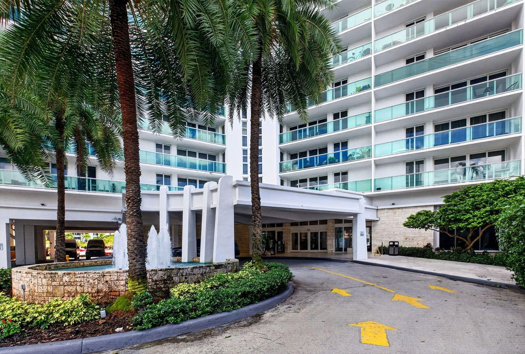 100 BAYVIEW Drive 620, Sunny Isles Beach, FL 33160