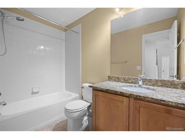 7601 S Quatar Way, Aurora, CO 80016