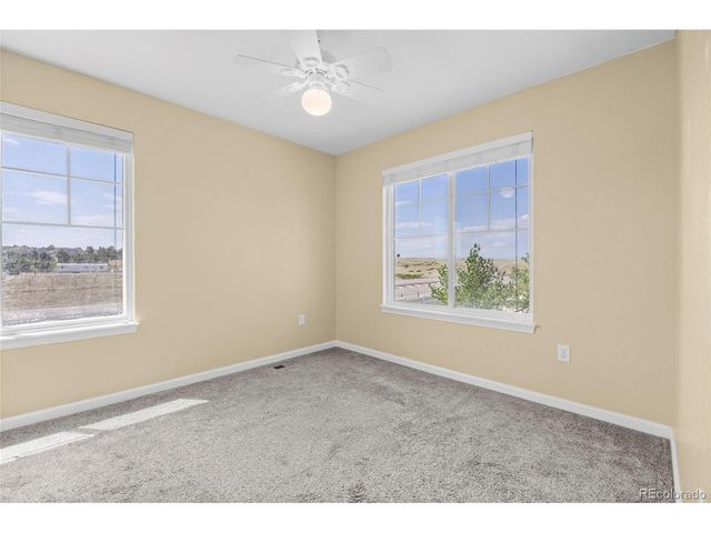 7601 S Quatar Way, Aurora, CO 80016