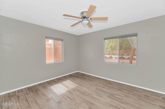 1127 S UNA Avenue, Tempe, AZ 85281